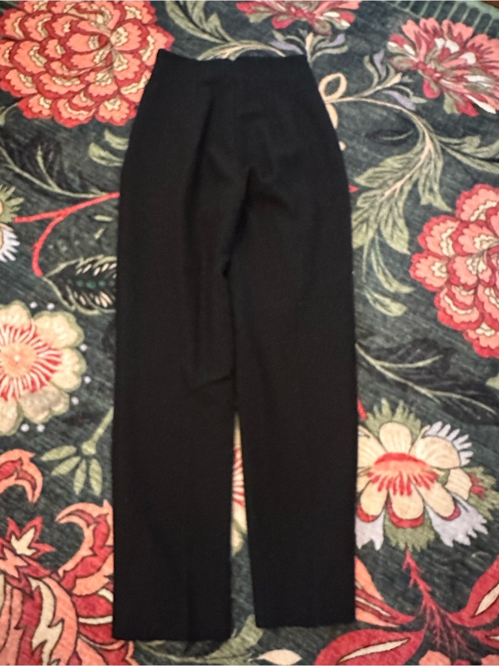 🖤 Zara Black Tailored Tapered Pants XS Chic Minimalist